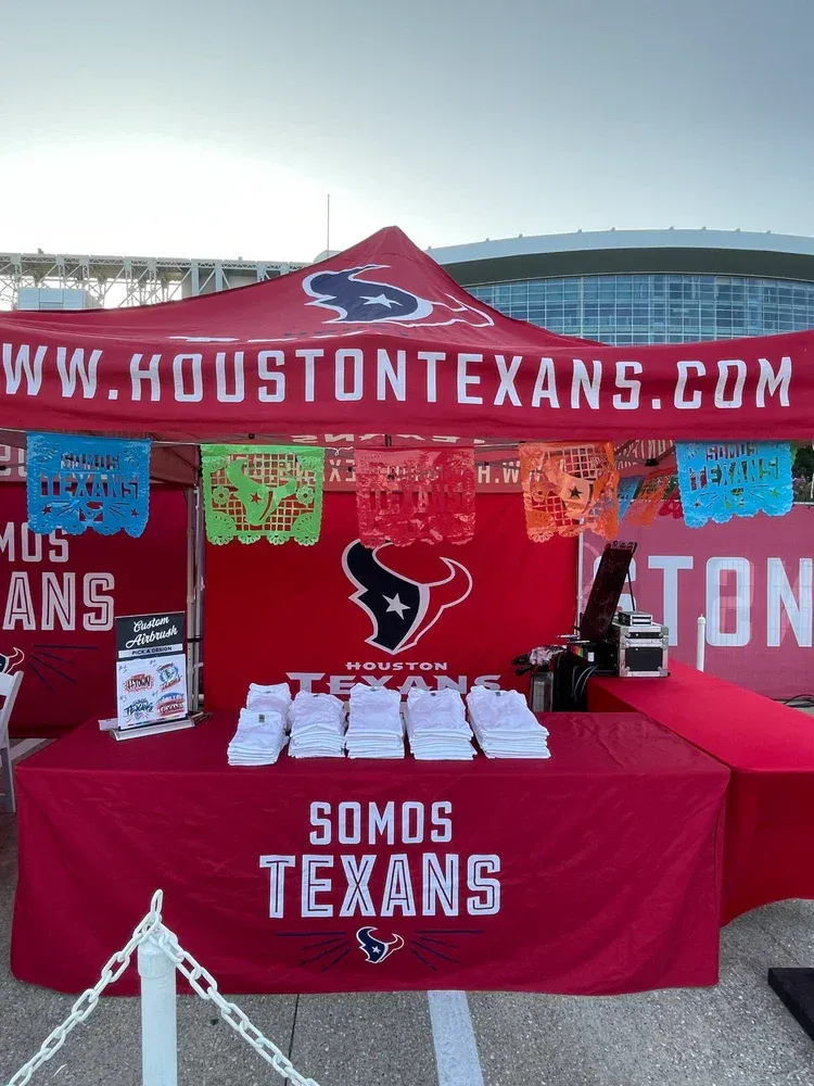 Custom artwork that boosts visibility and leaves lasting impressions.